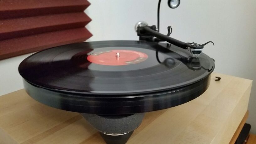 Rega Planar 8, Apheta 2 and Butcher Block Acoustics maple audio platform