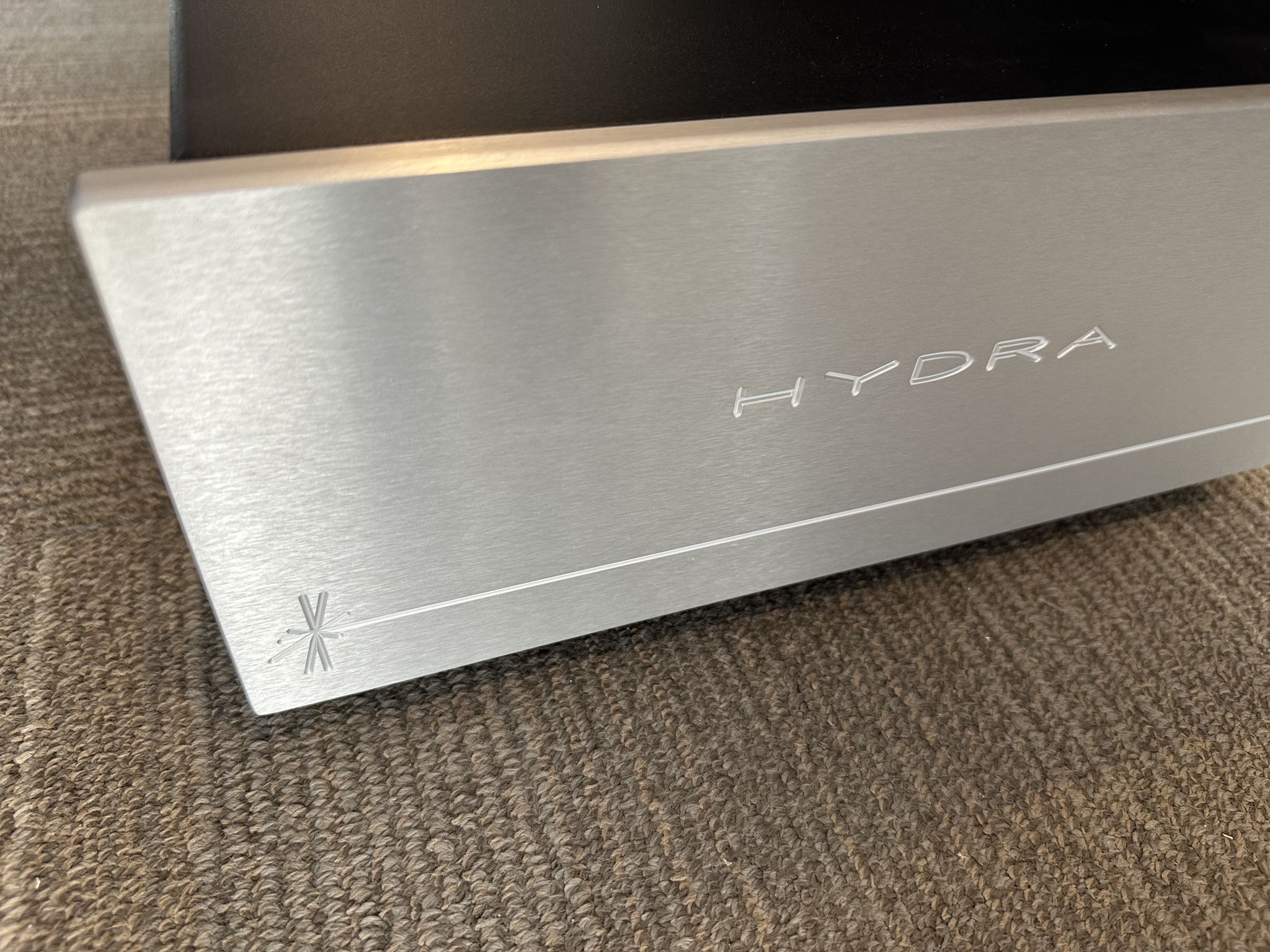 Shunyata Research Hydra 8 MkII Power Conditioner 5