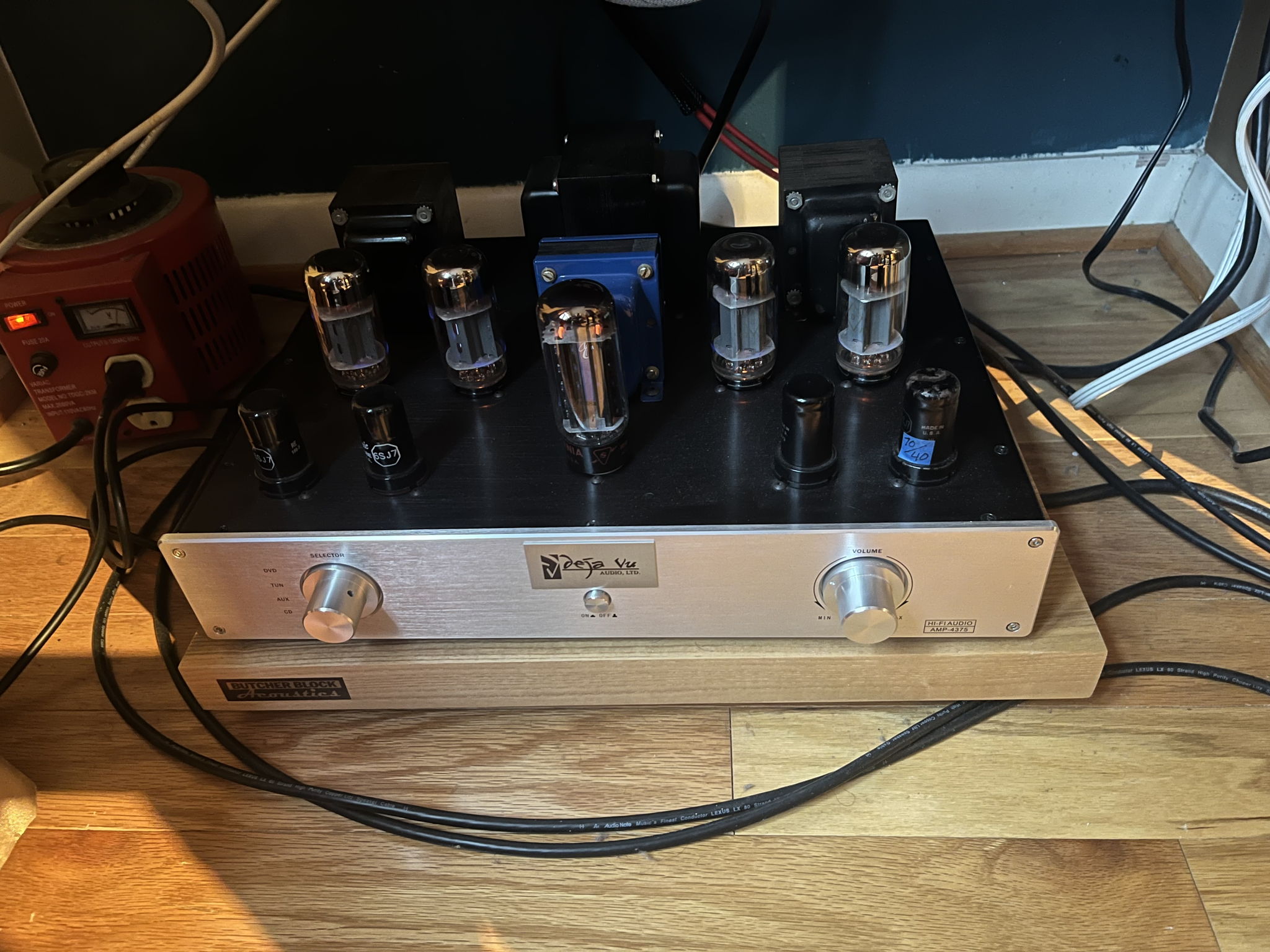 Deja Vu Audo 6L6 integrated.