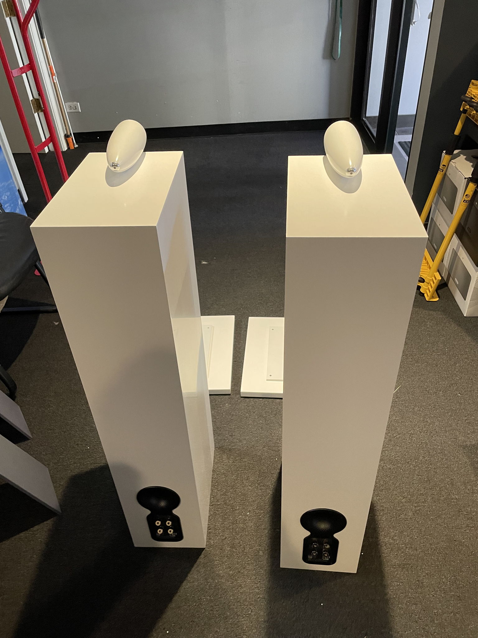 B&W (Bowers & Wilkins) 702 S2 local pickup 7