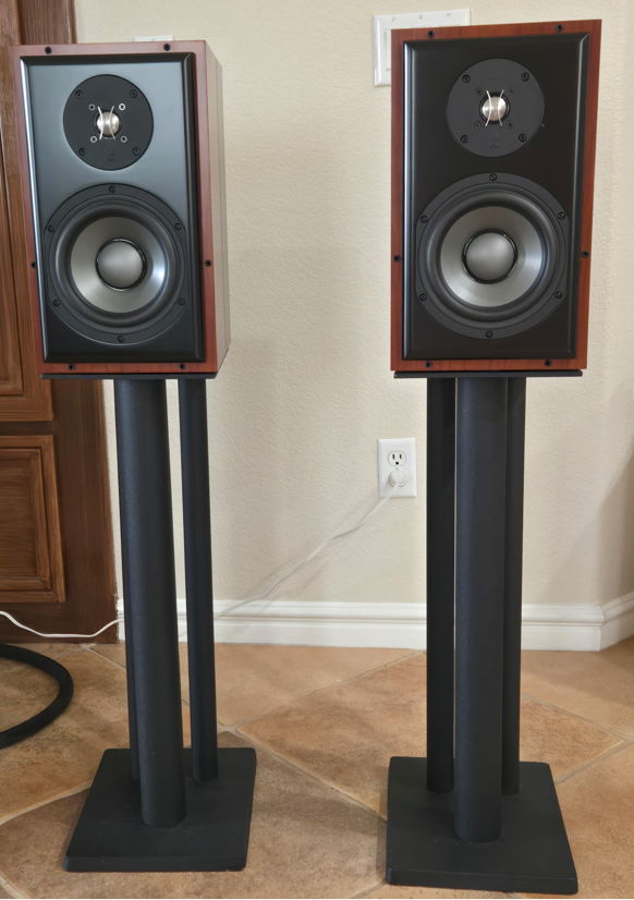 Revel Performa M-22 W/Stands