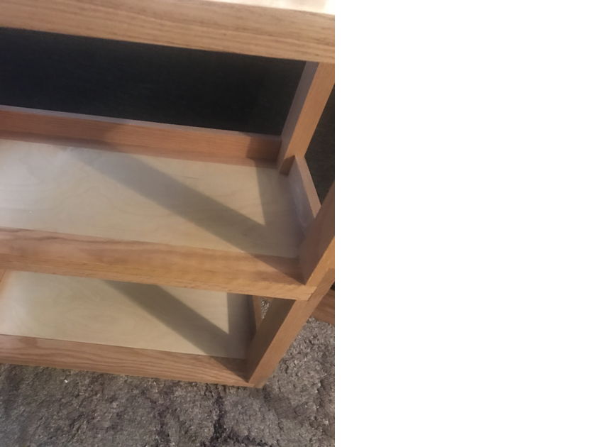 Mapleshade Audio Oak Elaganza Rack For Sale | Audiogon