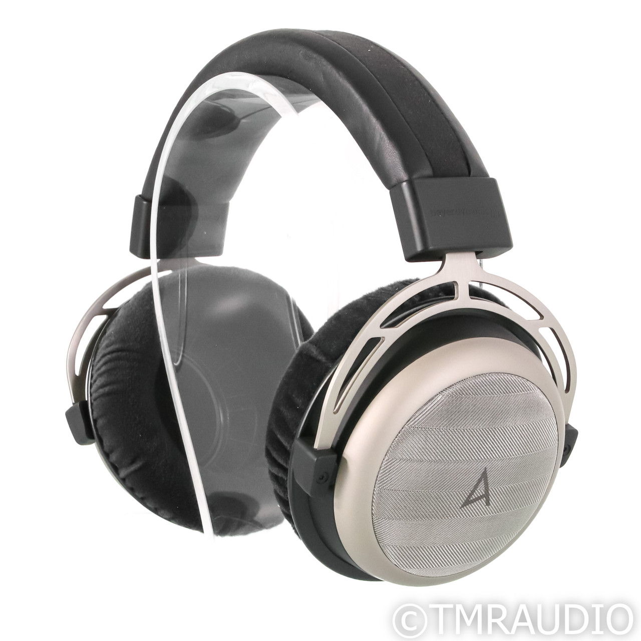 Beyerdynamic x Astell&kern AK T1P Closed Back Headphone... 3