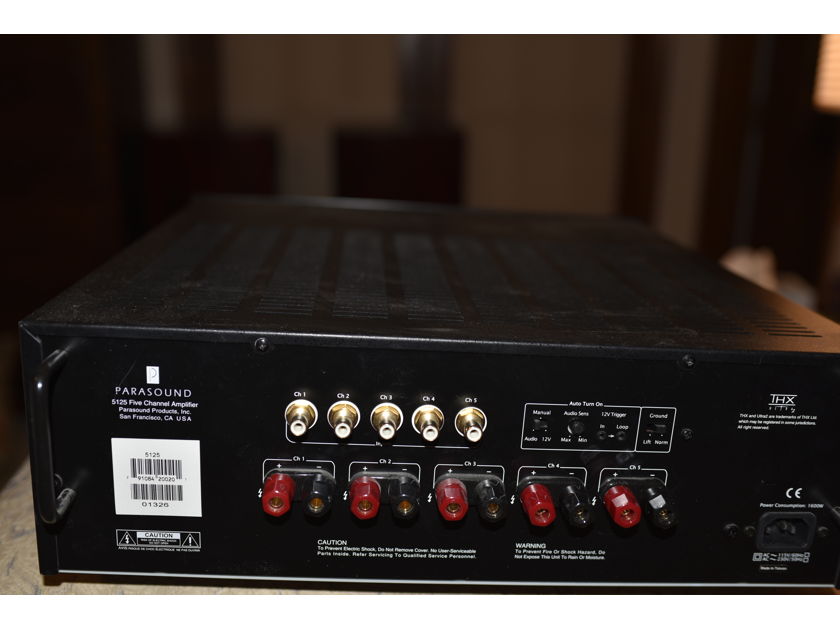 Parasound 5125 - 5 Channel Amp