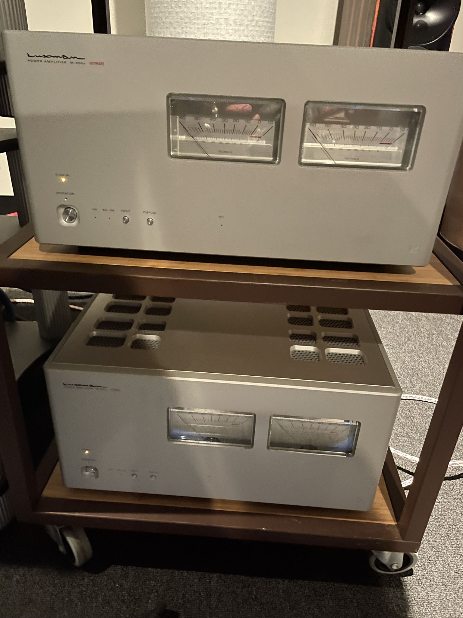 Luxman M900U 2