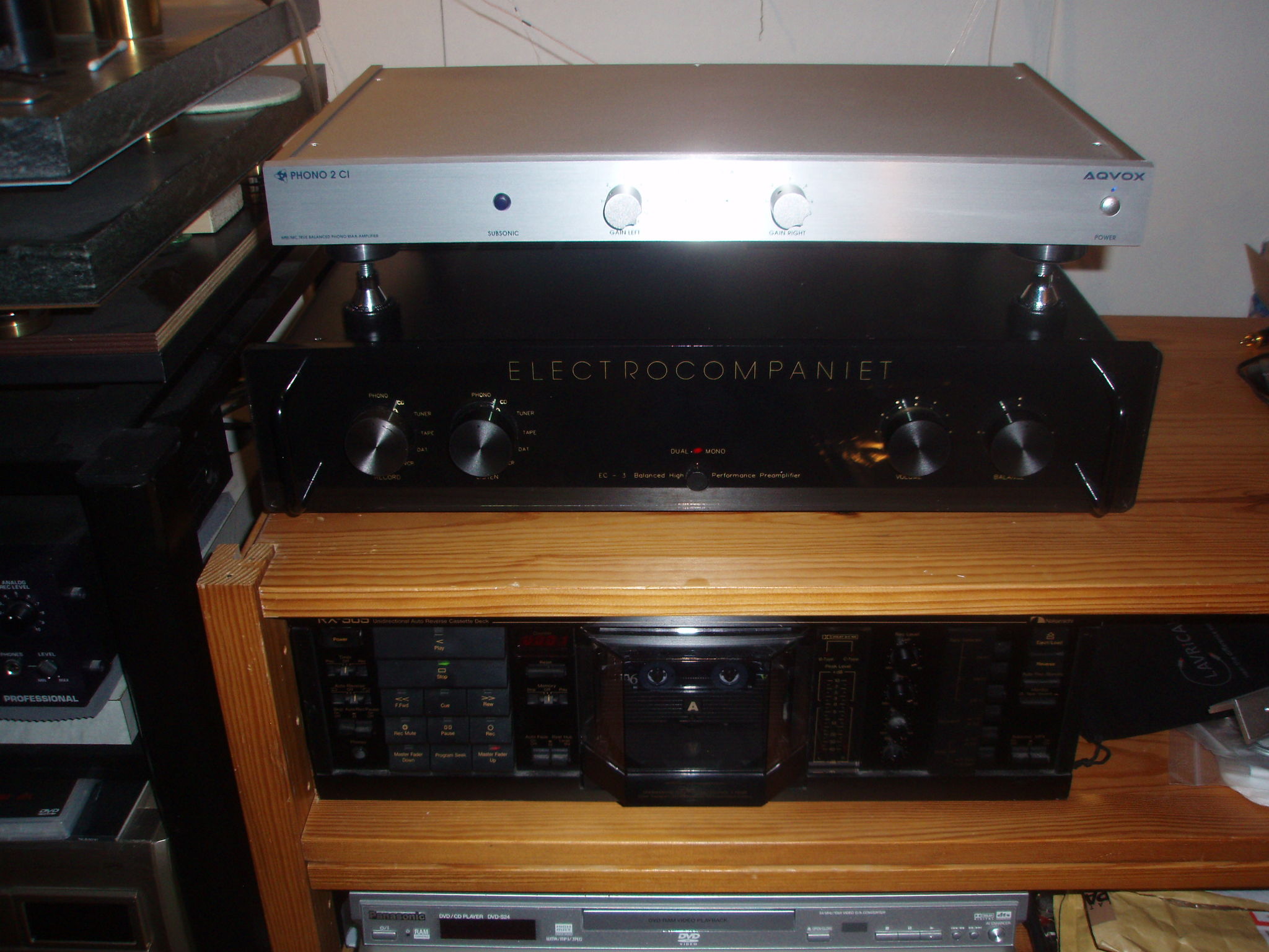 ELECTROCOMPANIET EC-3 balanced preamp w/ MC board + AQVOX PHONO 2CI MK II balanced current mode MC / voltage mode MM phono stage
