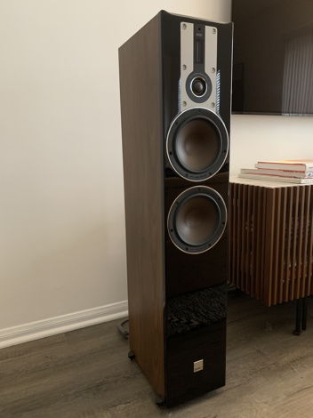 Dali Opticon 6 Walnut Speakers - Pair - Like New Condition