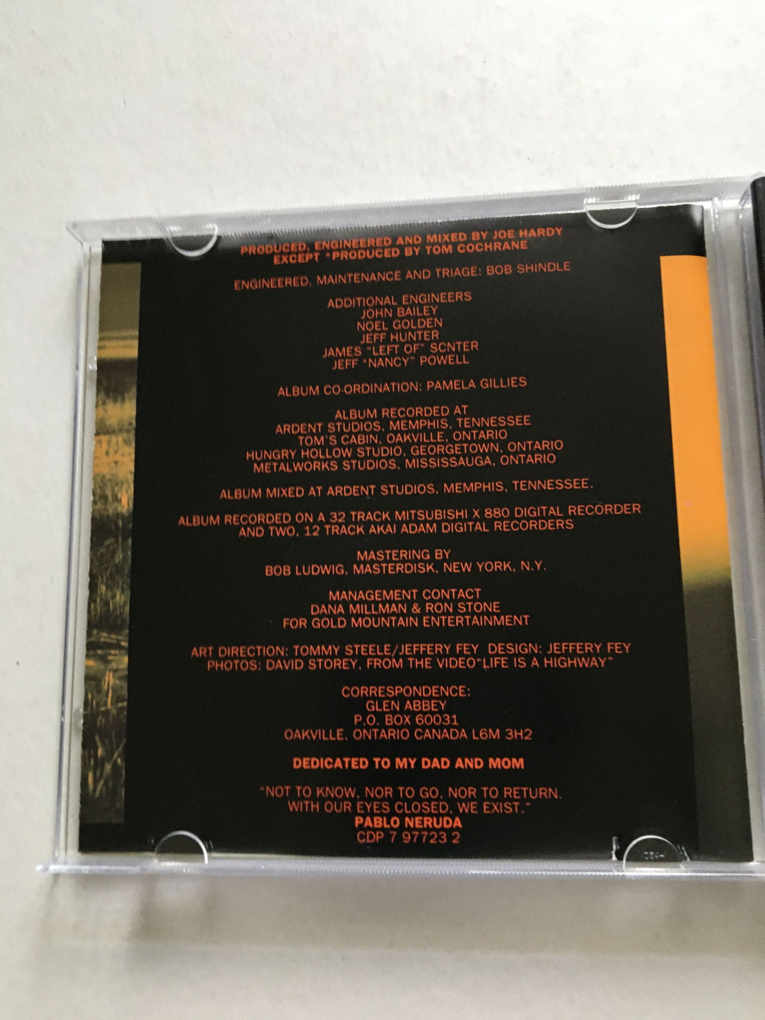 Tom Cochrane  Mad Mad World cd 4