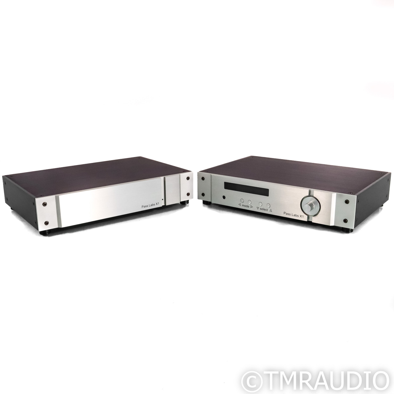 Pass Labs X1 Stereo Preamplifier  (64801)