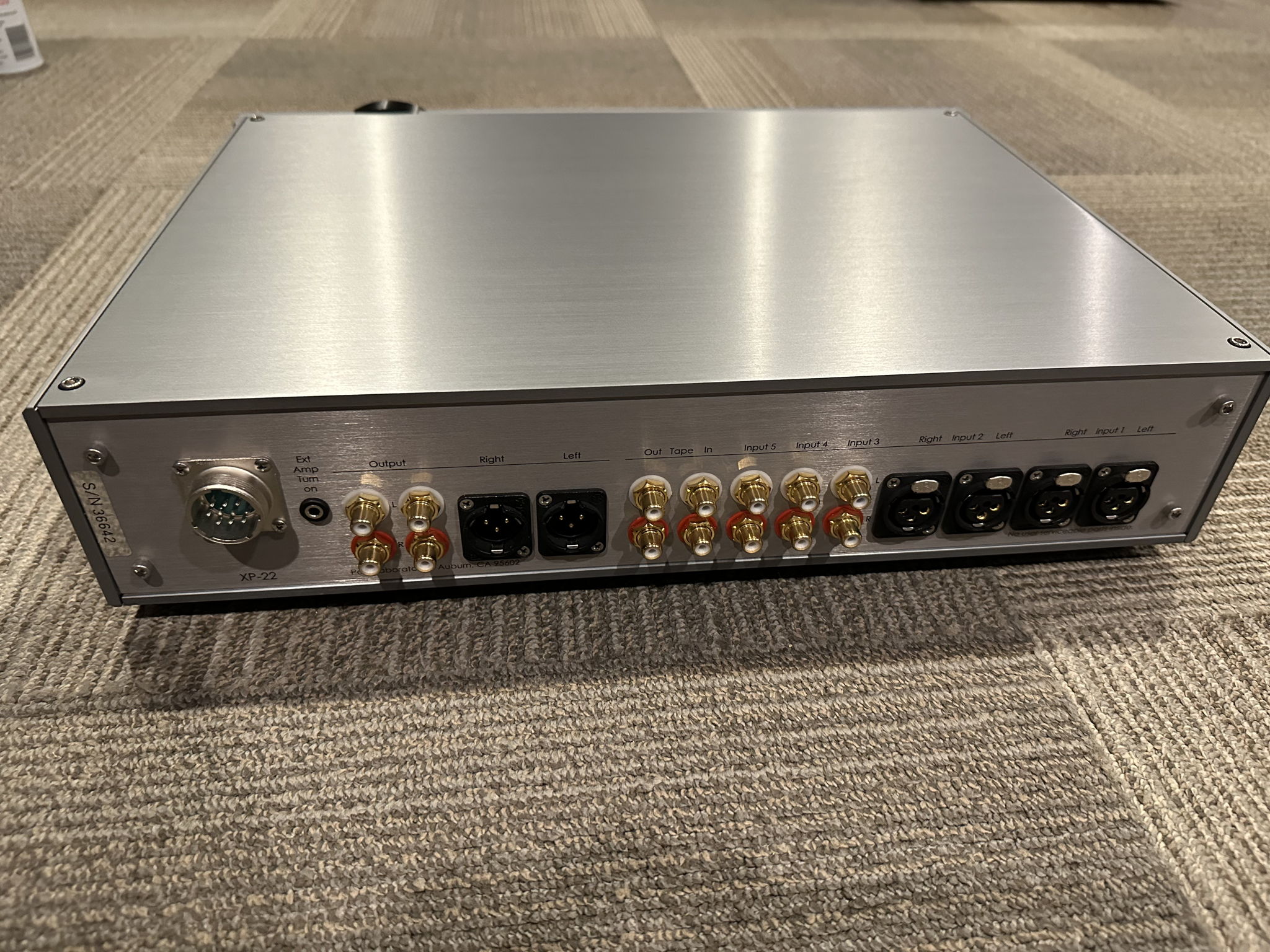 Pass Labs XP-22 Preamplifier (Silver) 3