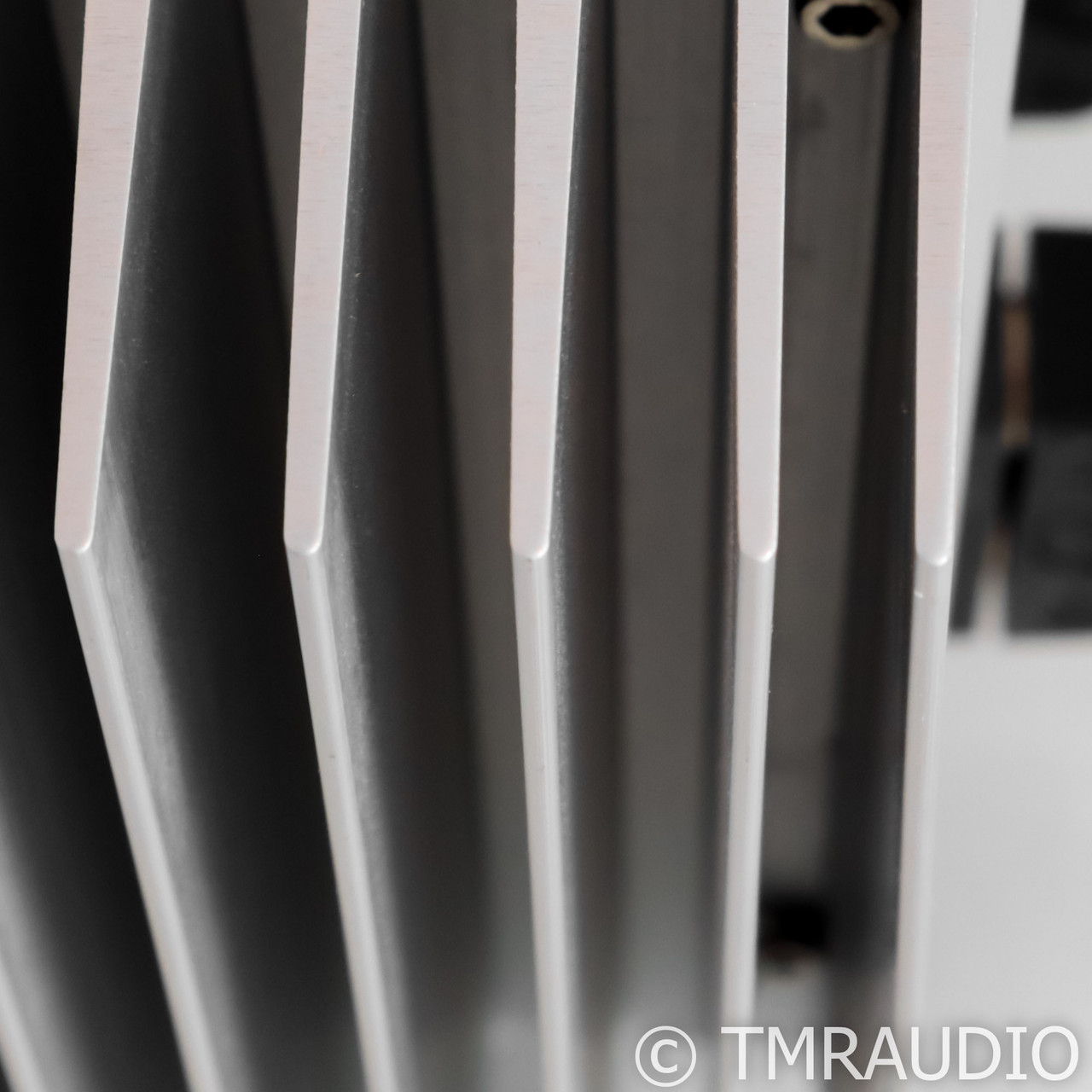 Ayre Acoustics V-1xe Stereo Power Amplifier (75188) 9