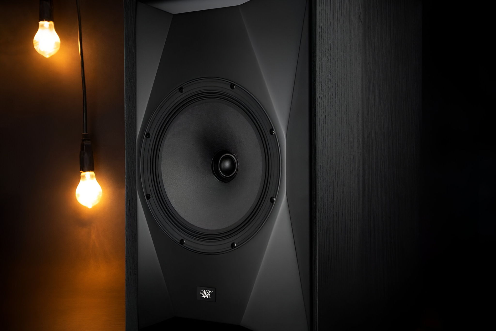 MoFi Electronics SourcePoint 10 [Original] Loudspeakers... 5