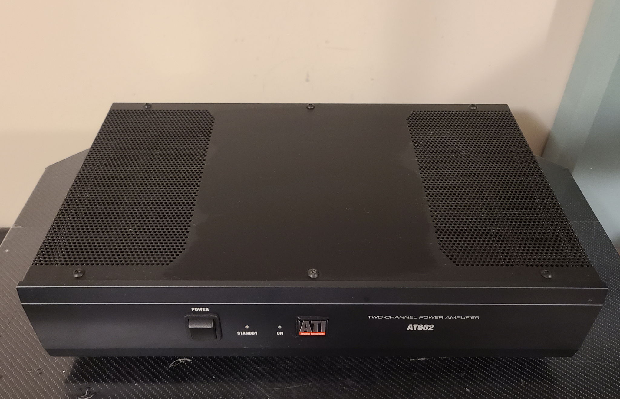 ATI AT-602 Stereo Power Amplifier 2