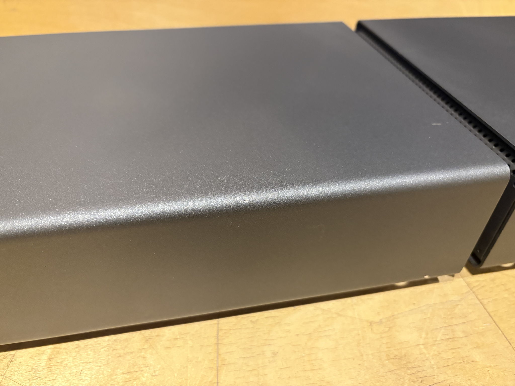 Boxem A 4215/E2 Stereo Power Amplifier - 210 WPC into 8... 7