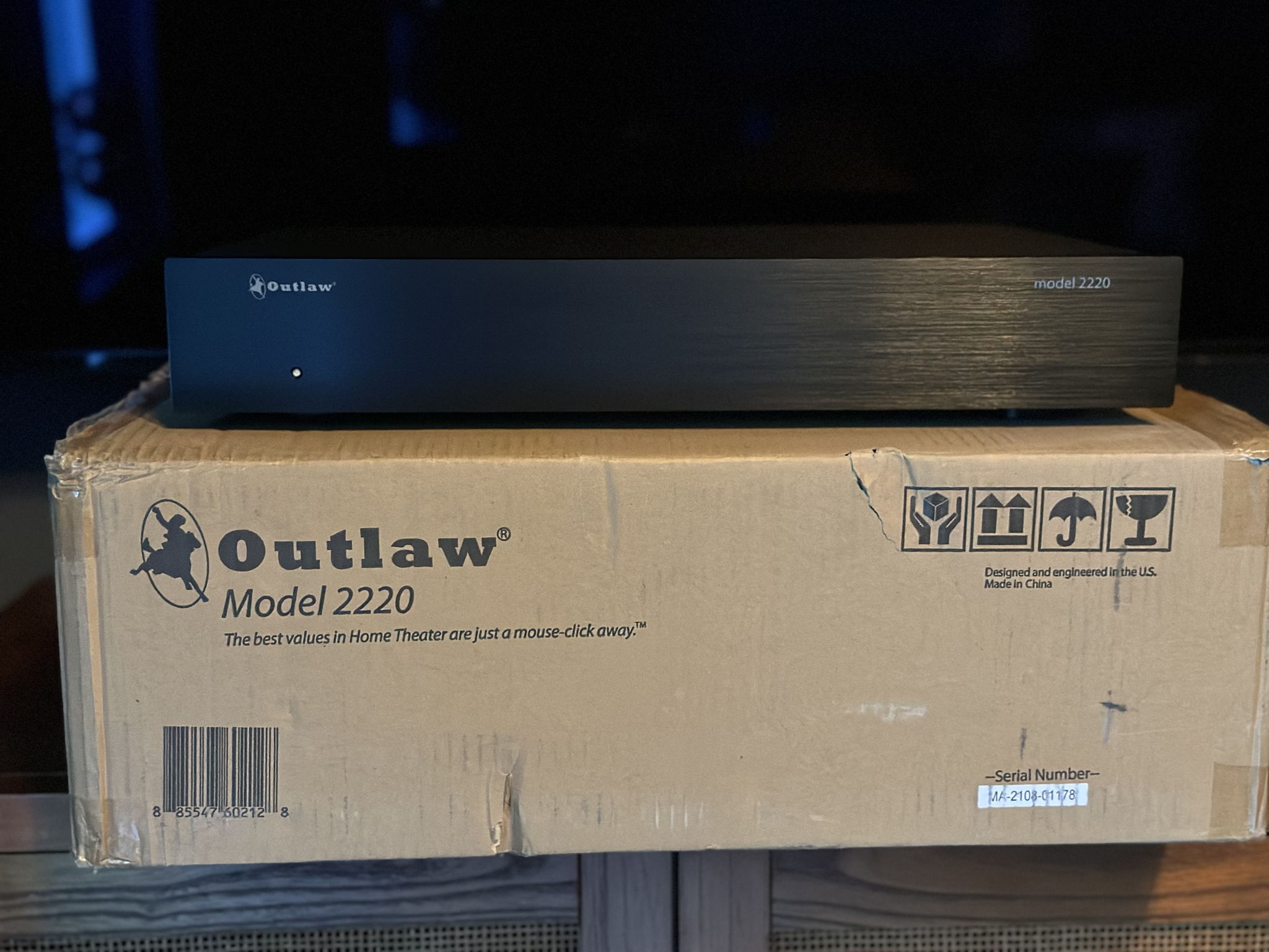 Outlaw Audio Model 2220 7