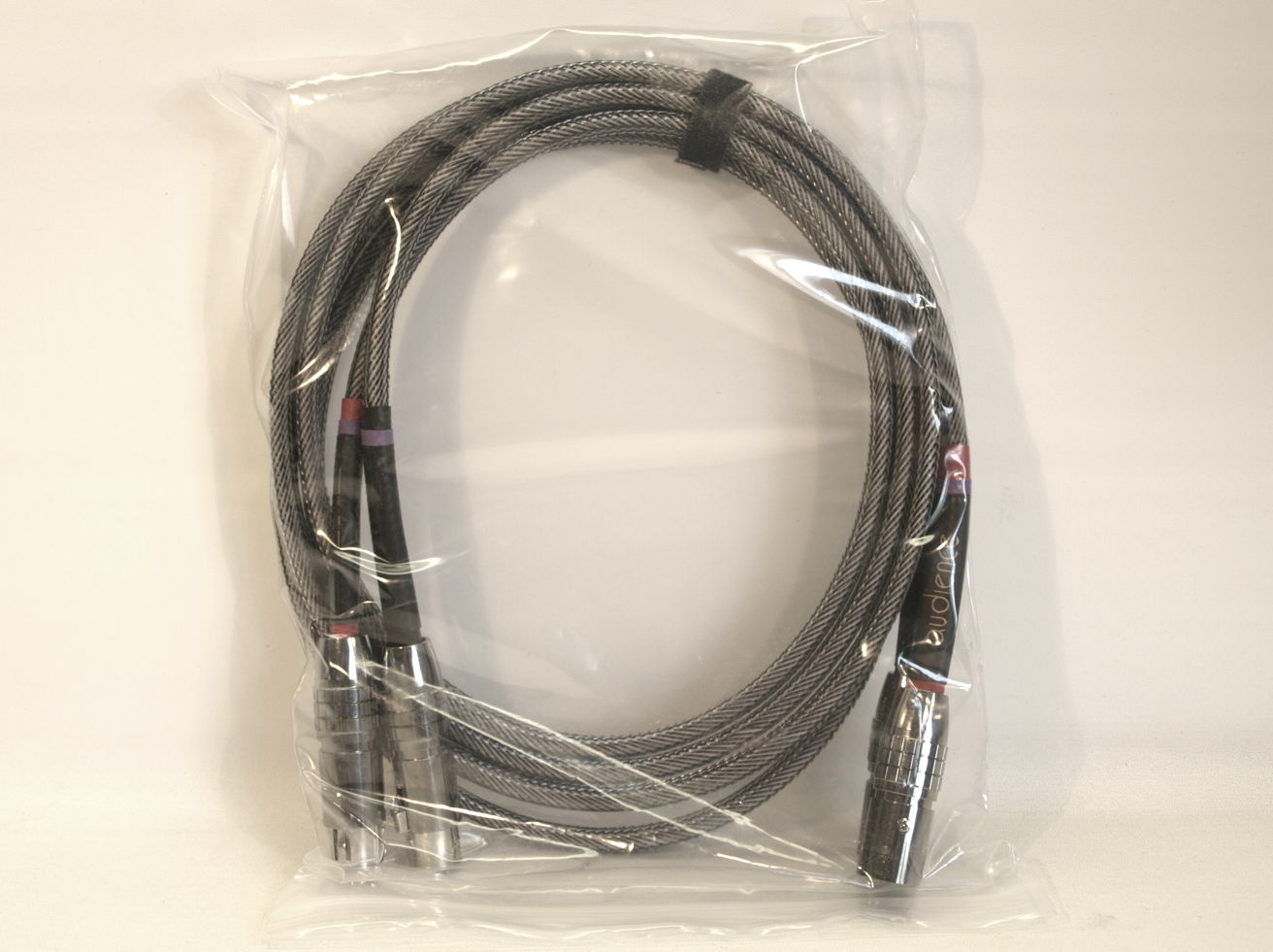 Audience AU24-SX INTERCONNECTS, XLR, 1 METER, NEAR MINT... 2