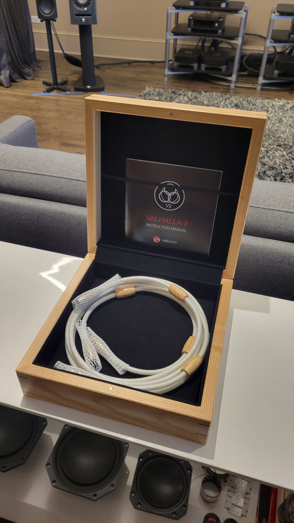 Nordost - Valhalla 2 - Interconnects - XLR-XLR - Excell...