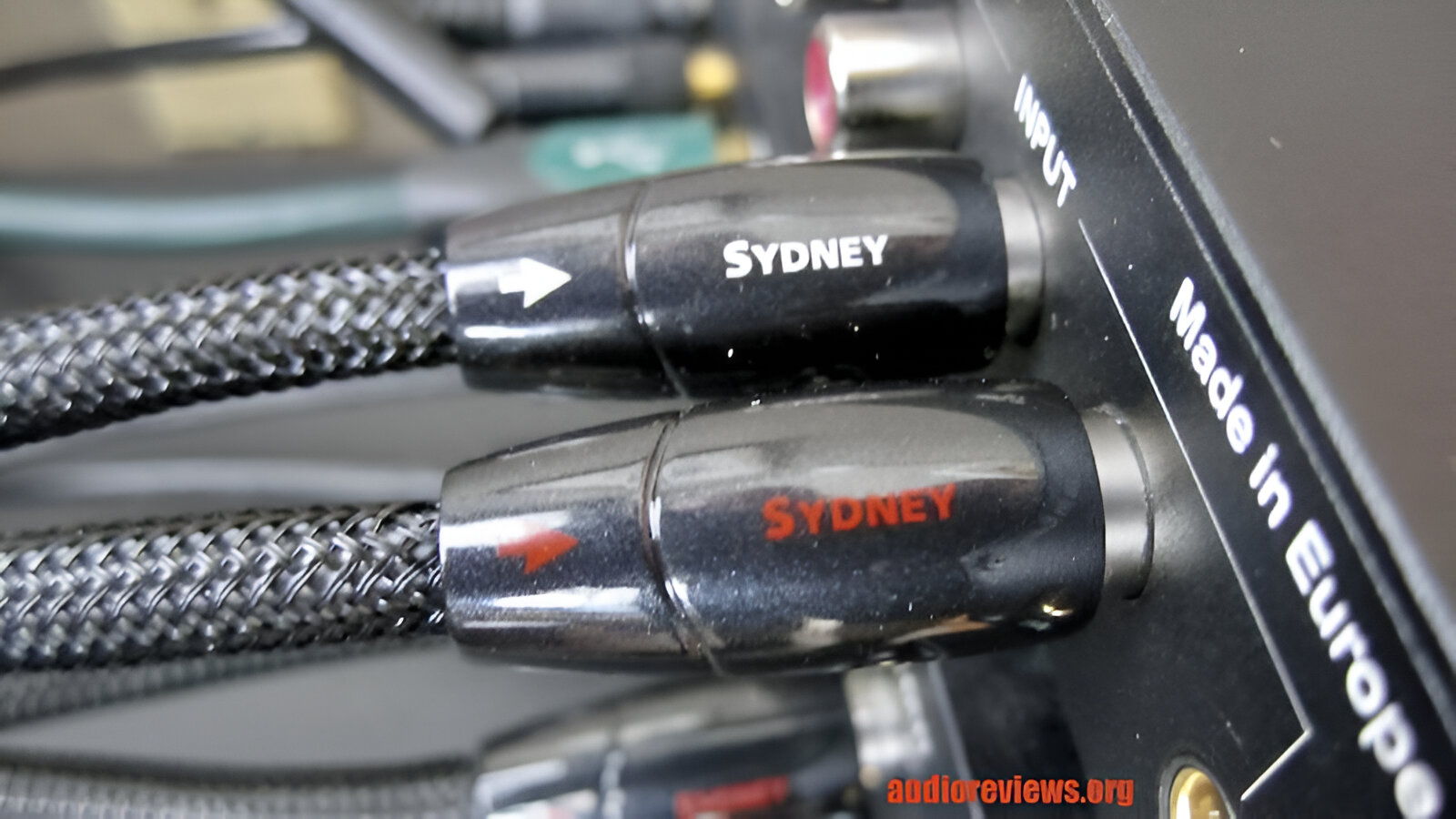 AudioQuest Sydney Audio Interconnect - RCA to RCA - 0.6... 2