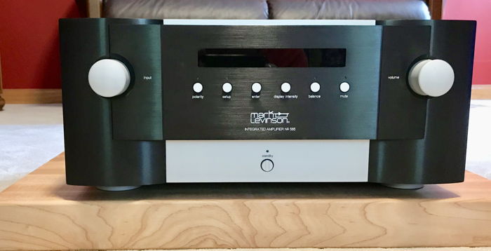 Mark Levinson No. 585 Integrated Amplifier