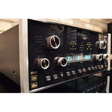 McIntosh MX-132 AV Control Center / Audio Preamplifier