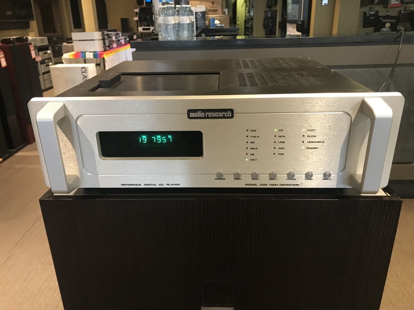 Audio Research Reference CD9 CD Player and DAC –  Demo/6 MO. Warranty