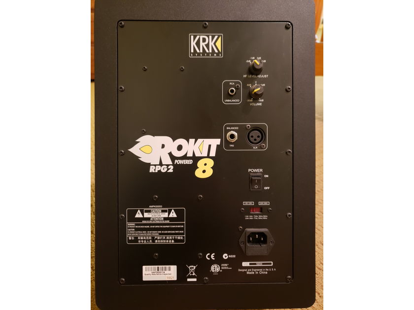 KRK Systems Rokit 8