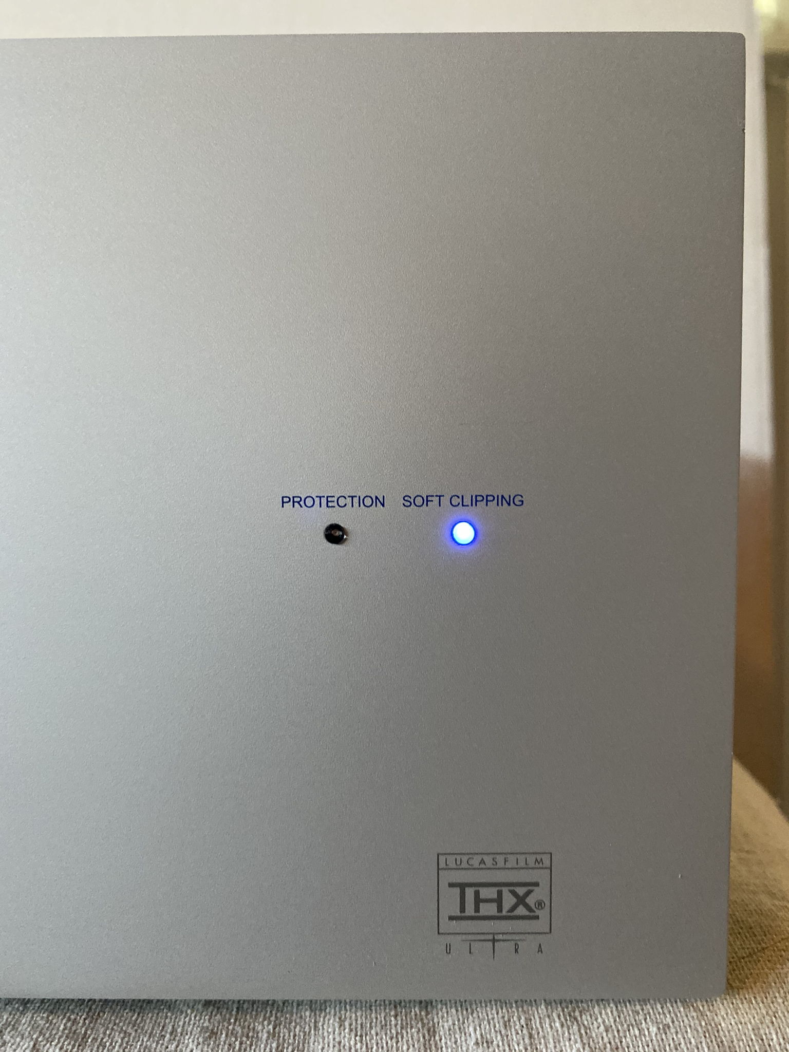 NAD Silver Series S170 Preamp and S250 Power Amplifier 9