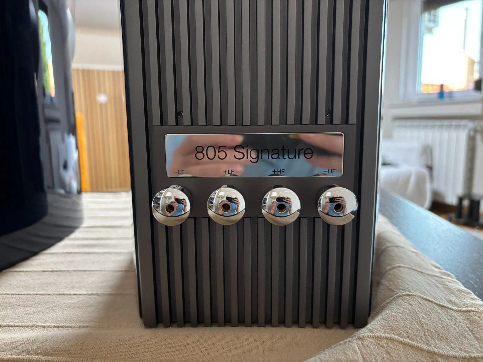 Pair of Bowers & Wilkins 805D4 Signature (Midnight Blue) 5