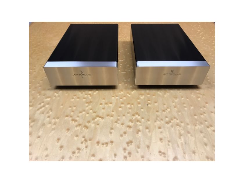 Jeff Rowland Model 501 this is for a Pair (2 Each) 500 Watt Mono Block Amplifiers