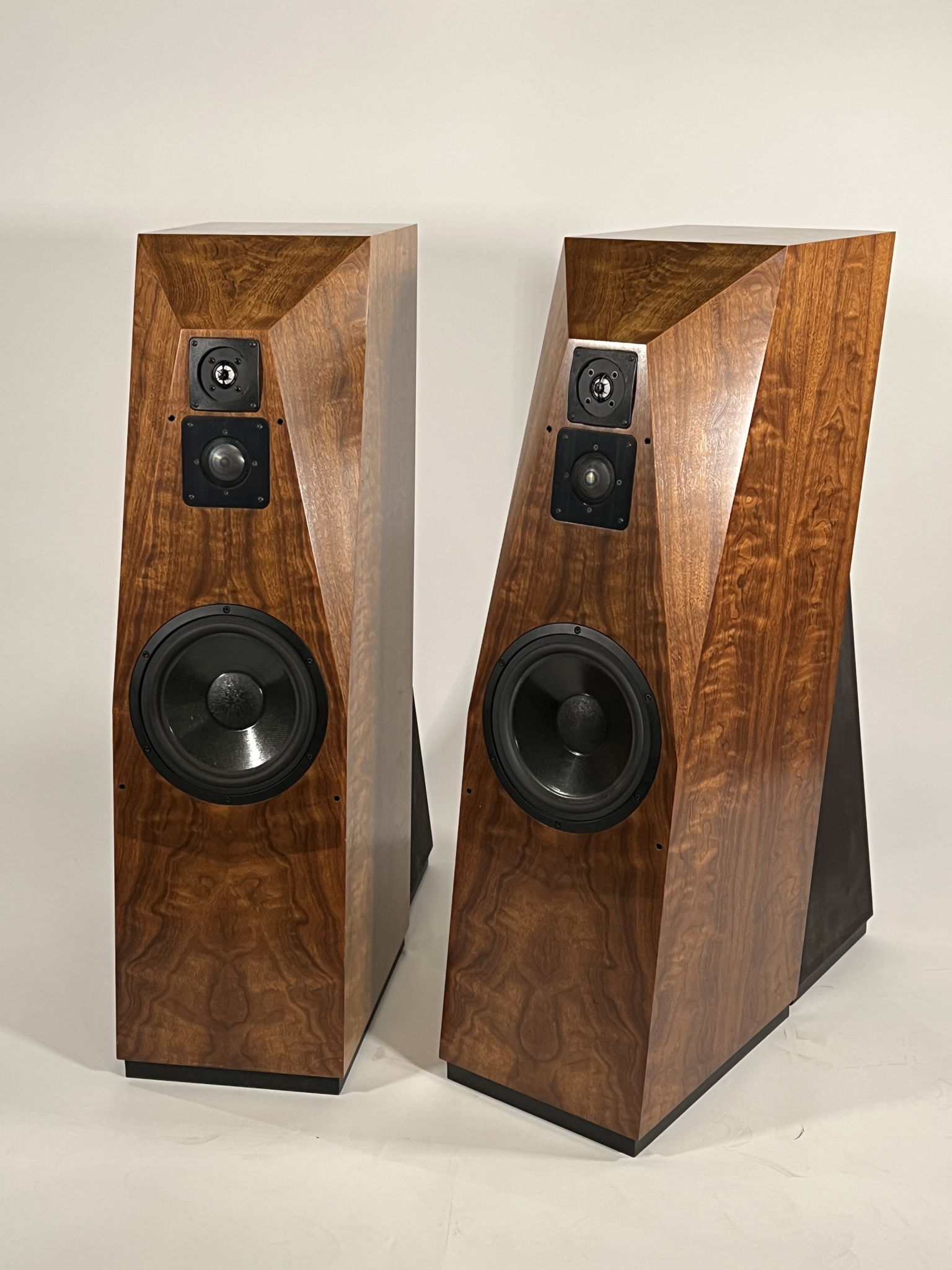 Avalon Acoustics Ascent mkII 9