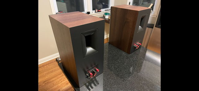 Klipsch RP600M II Walnut Bookshelves!! 2