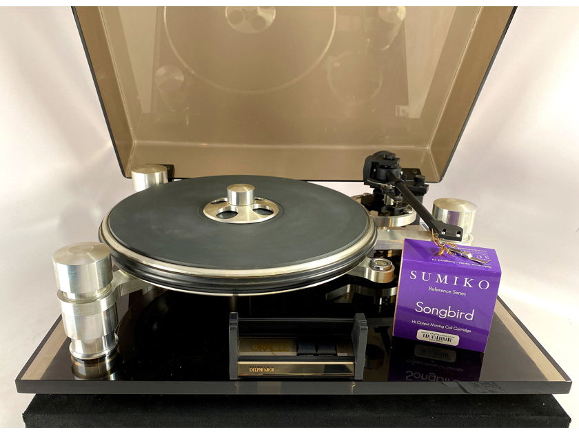 Oracle Delphi MkIII Turntable With Sumiko Premier FT-3 Arm and New Cartridge
