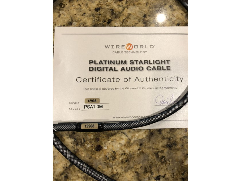 Wireworld  Platinum Starlight 7 AES/EBU