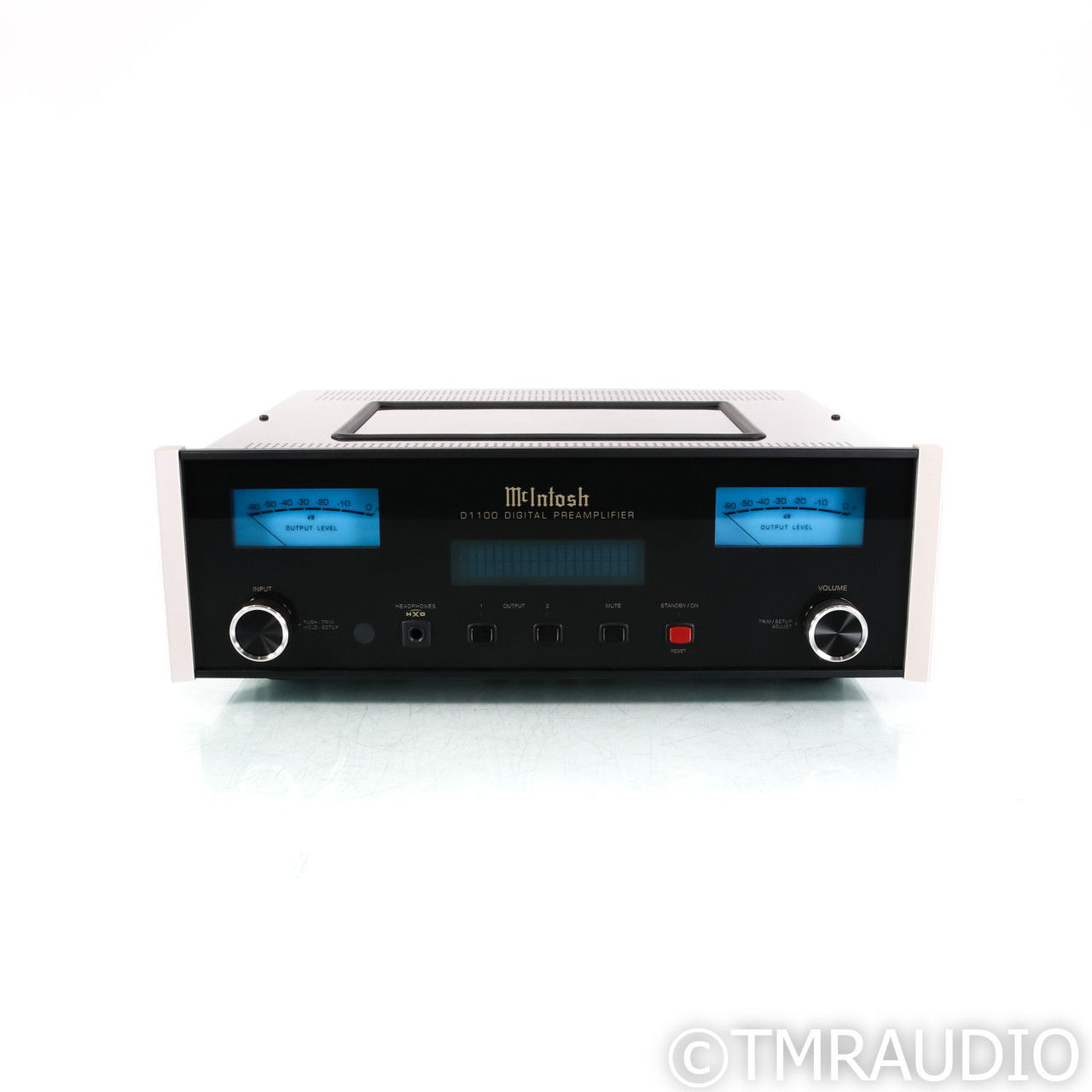 McIntosh D1100 Digital Preamplifier & DAC (69534) 2