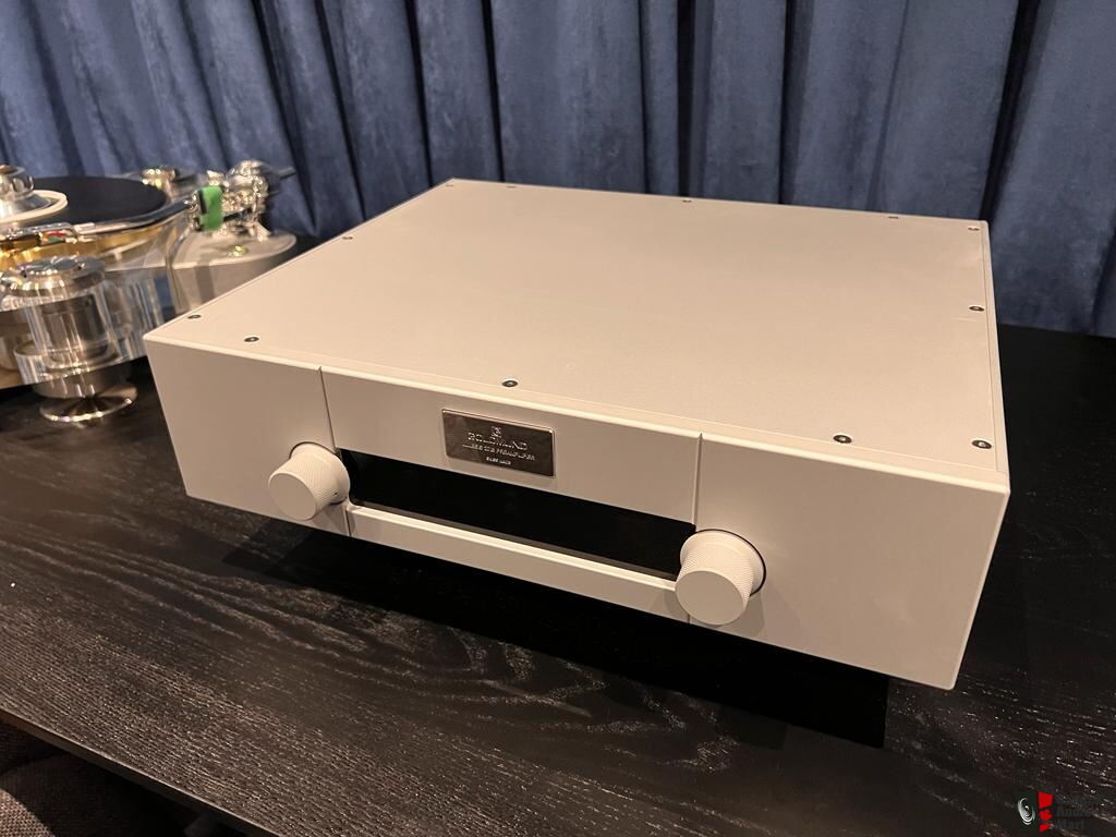 Goldmund Mimesis 27.8 Preamplifier