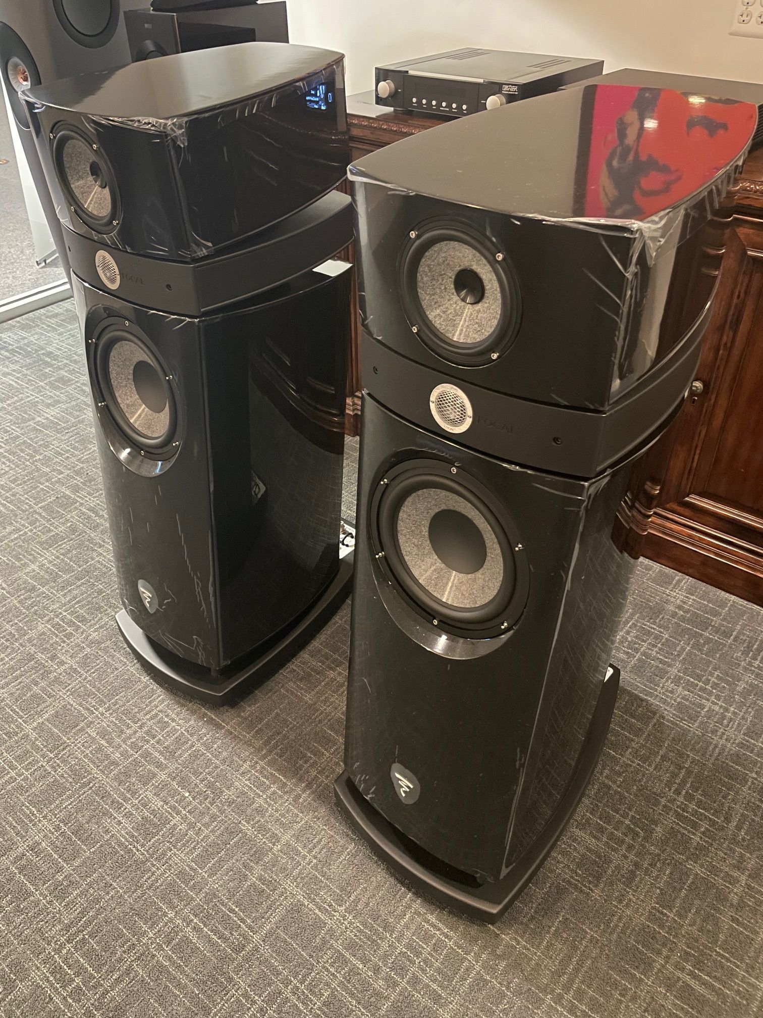 Focal Scala Utopia Evo -Gloss Black (Pair)  **Trade-in** 7