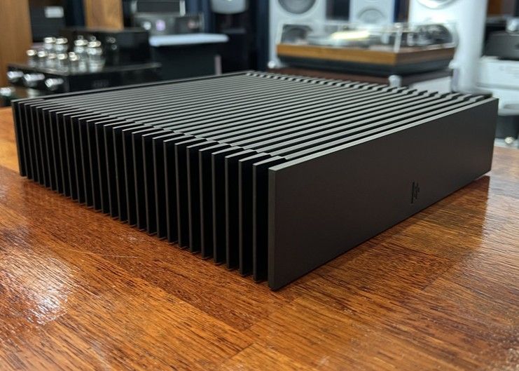 Roon Labs Nucleus Plus Rev. B - 4TB SSD, upgraded RAM a...