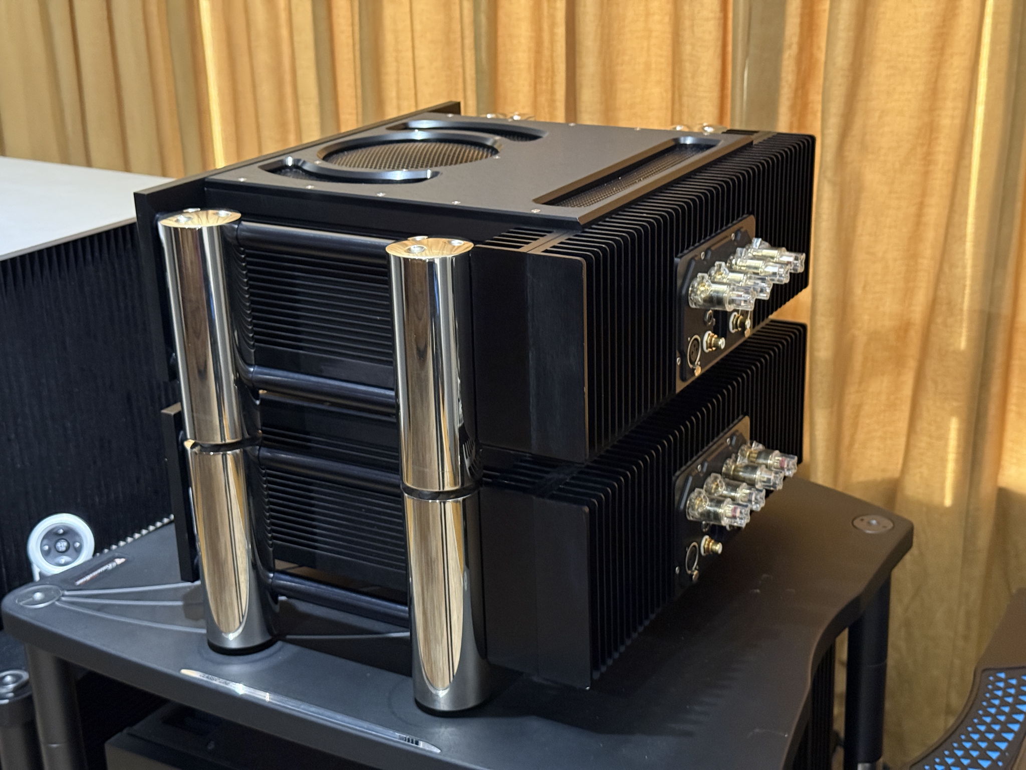 Chord Electronics Ltd. SPM-1400 mk II SILVER UNITS 5