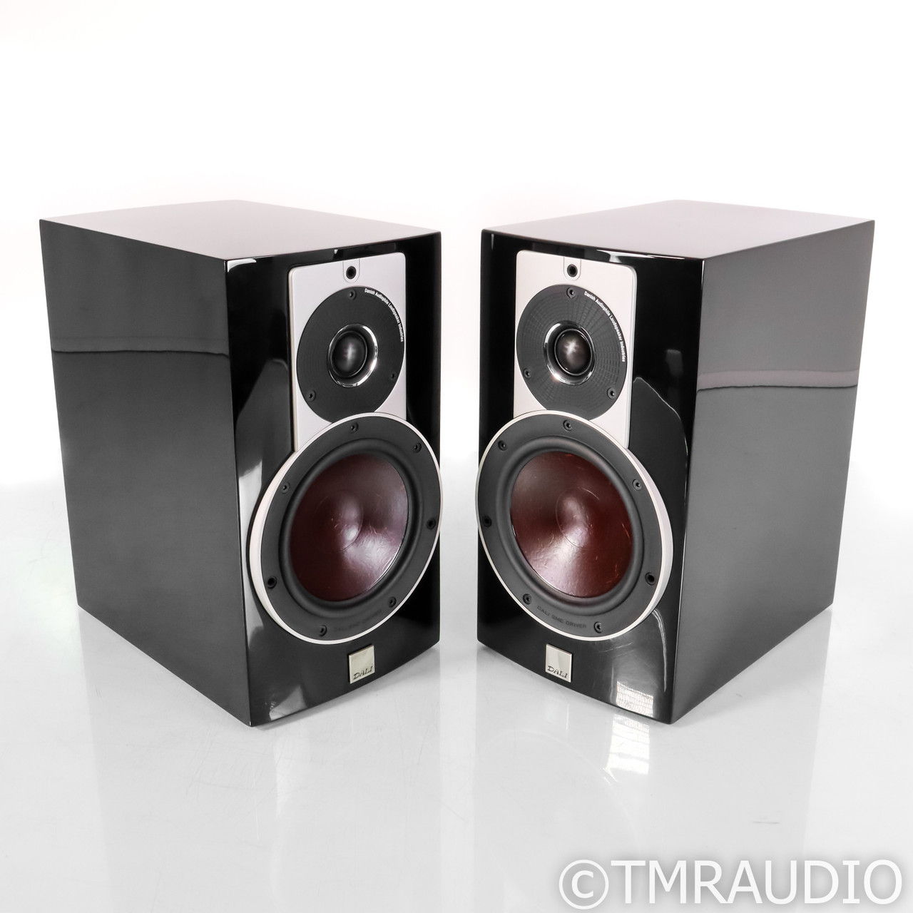 Dali Rubicon 2 Bookshelf Speakers; Black Pair (68334)