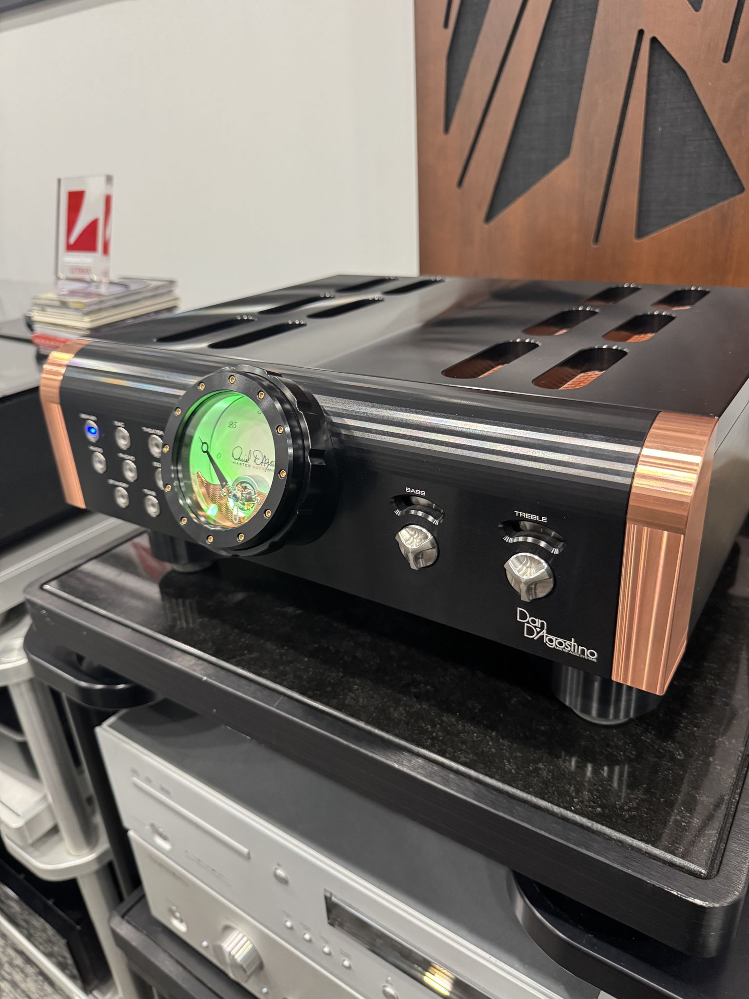 Dan D'Agostino HD Preamp, 3 years old Black