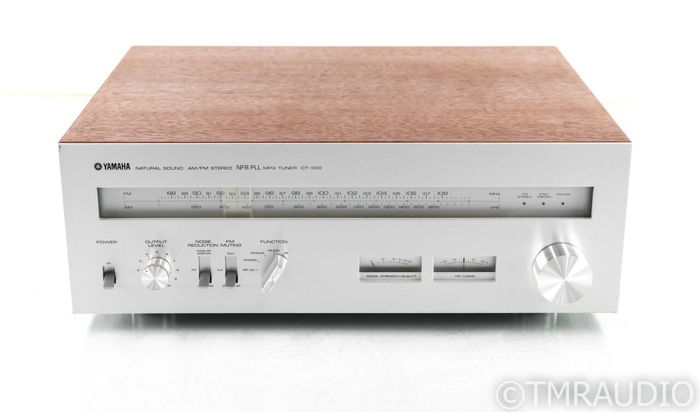 Yamaha CT-1010 Vintage AM / FM Tuner; Walnut; CT1010 (2...