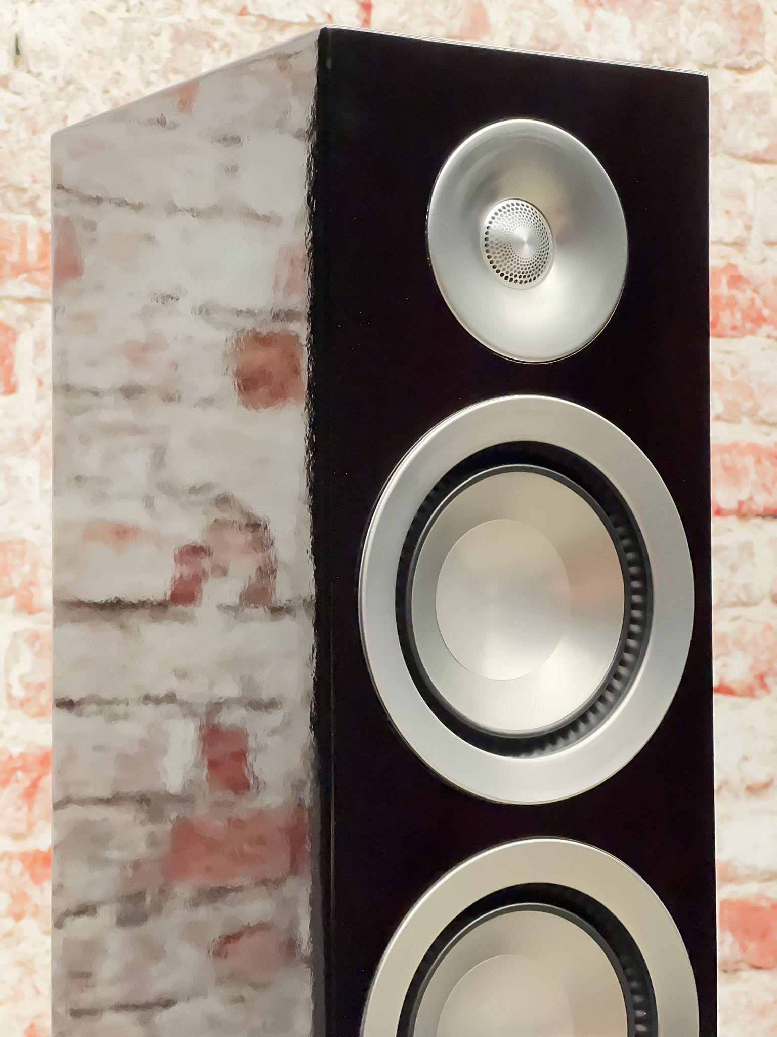 Paradigm Prestige 75F in Gloss Black 8