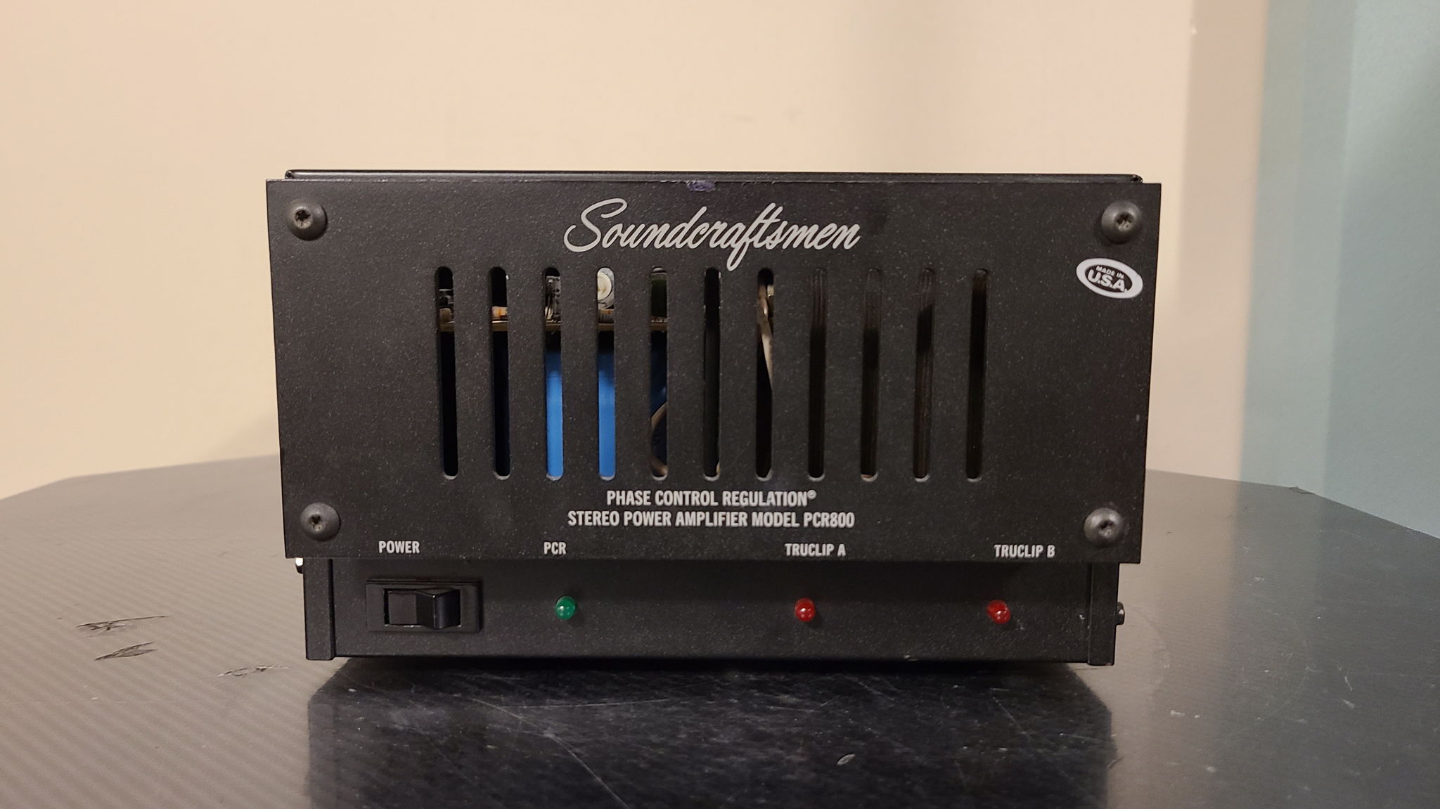 Soundcraftsmen PCR800 Stereo Power Amplifier