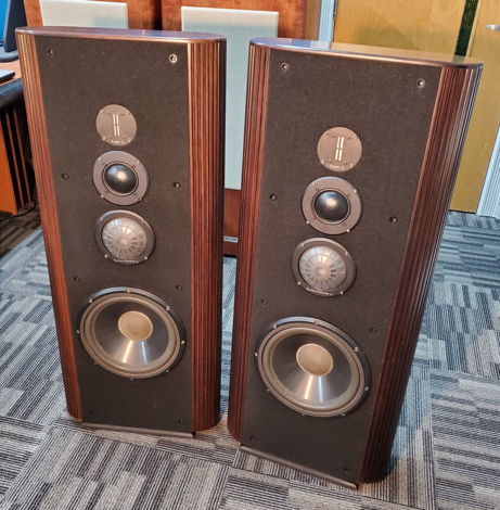 Vintage Rosewood Infinity Kappa 8 Stereo Speakers Tower...