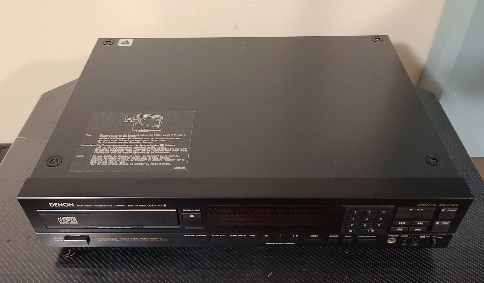 Denon DCD-1500 mkII CD Player 6