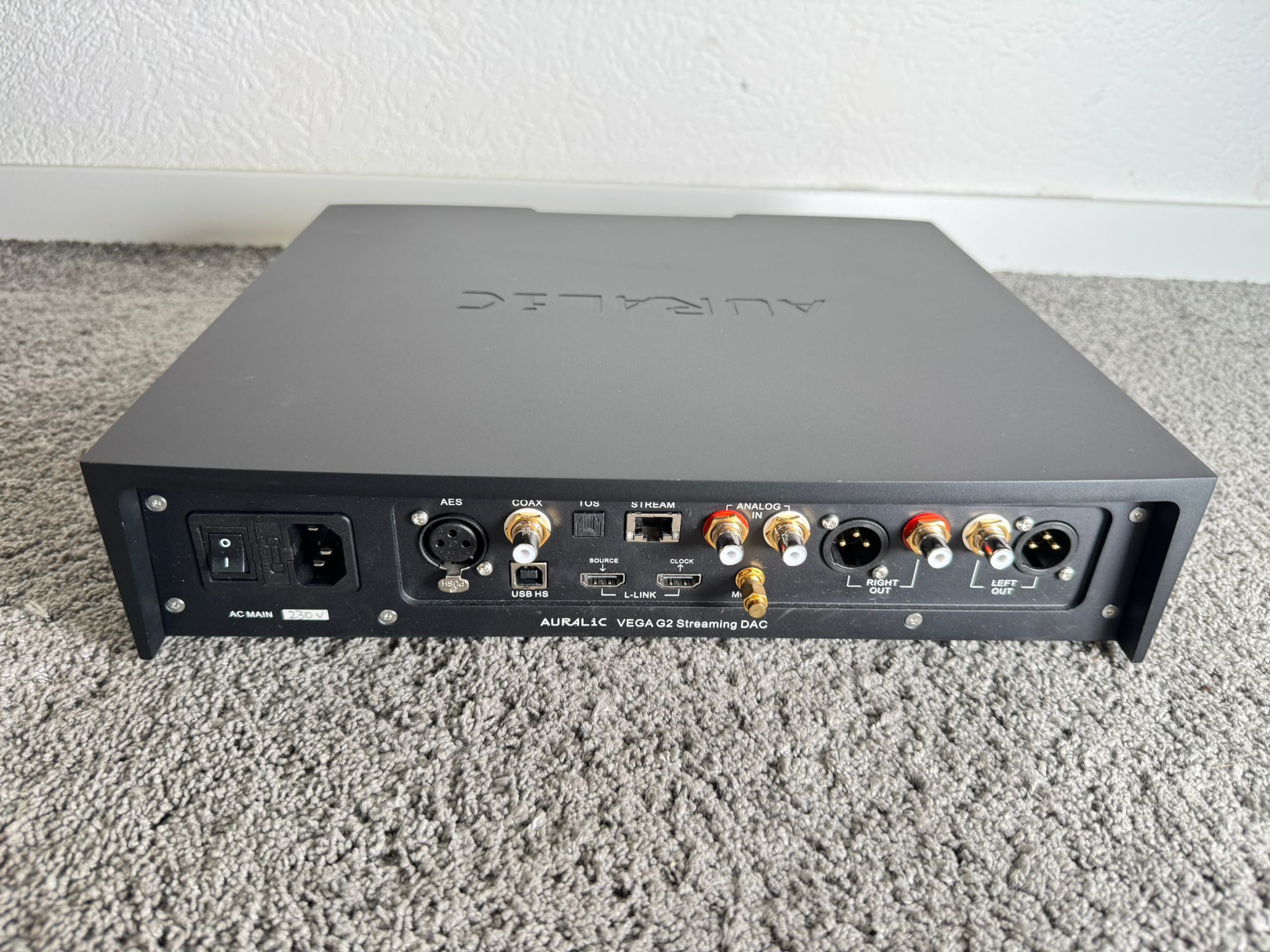 Auralic G2 Vega DAC and streamer 3