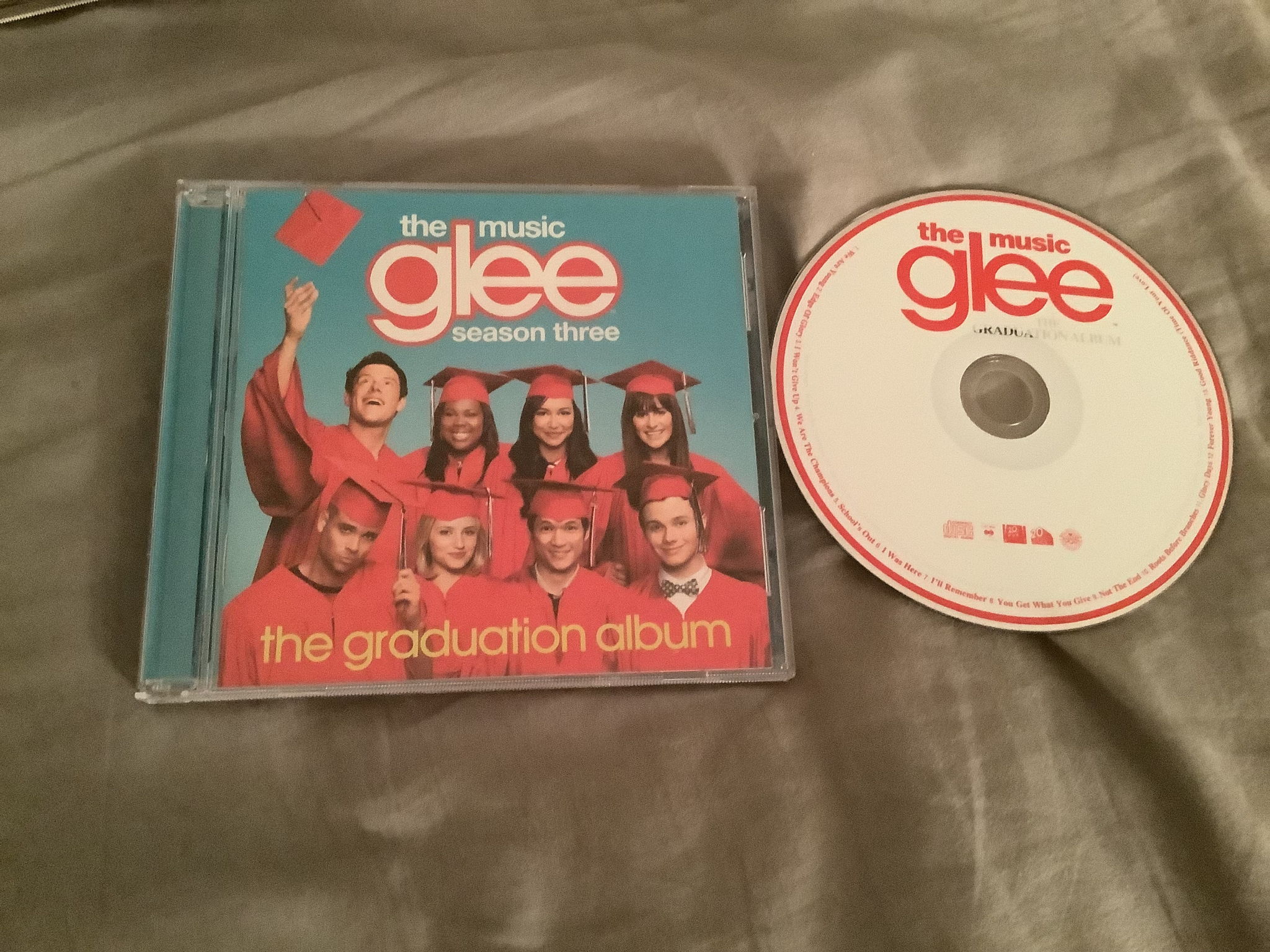 Soundtrack  Glee The Music Season 3 The Graduation Album