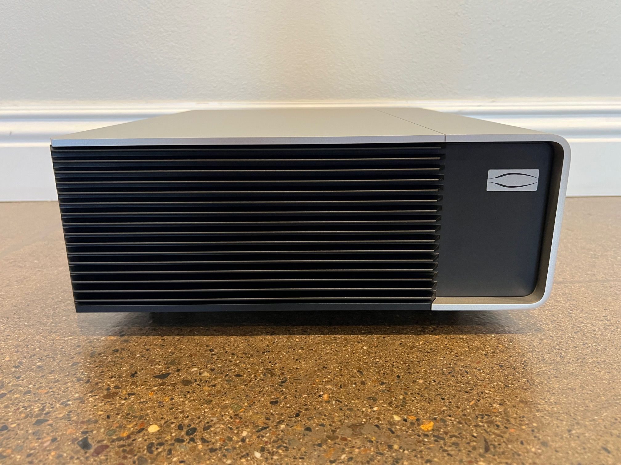 Soulution 325 Preamplifier -- Excellent Condition (see ... 6