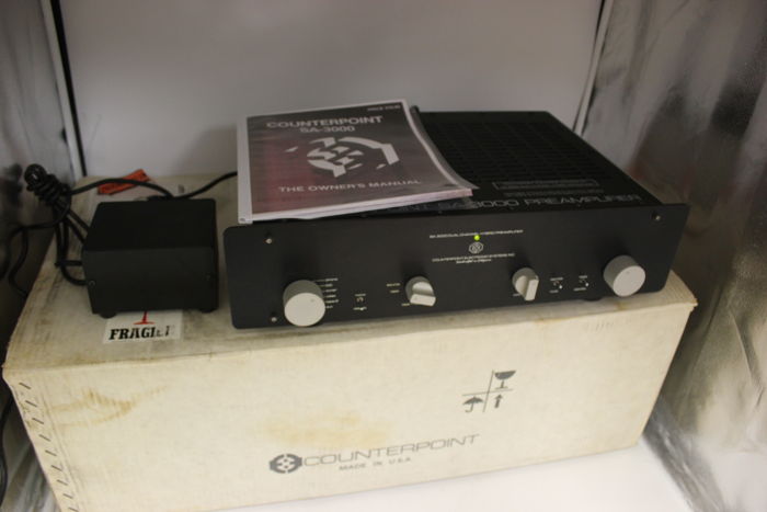 Counterpoint SA-3000 Hybrid (Tube & Solid State) Preamp...