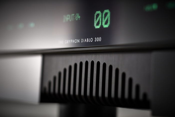 Gryphon Diablo 300 Integrated Amp w. Phono